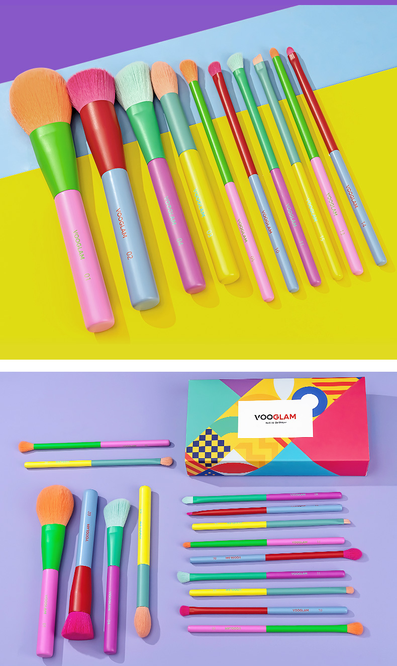 What is a makeup brushes?